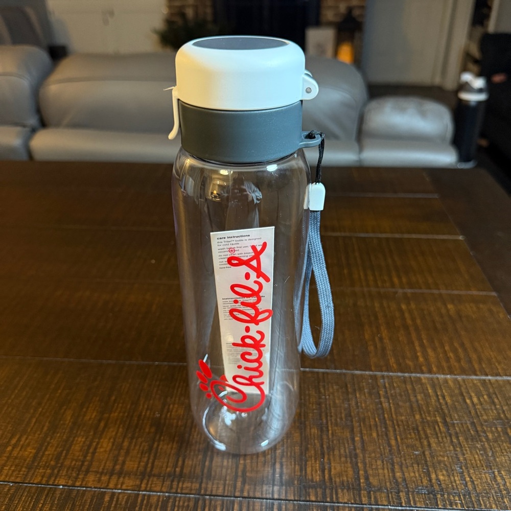 Chick-fil-A Clear BPA Free Water Bottle‎ with Gray Lid